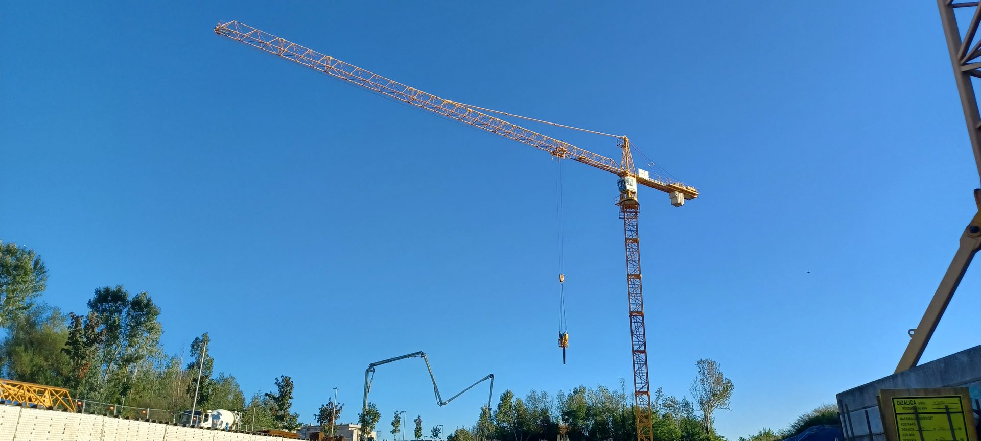 Građevinska dizalica za prodaju